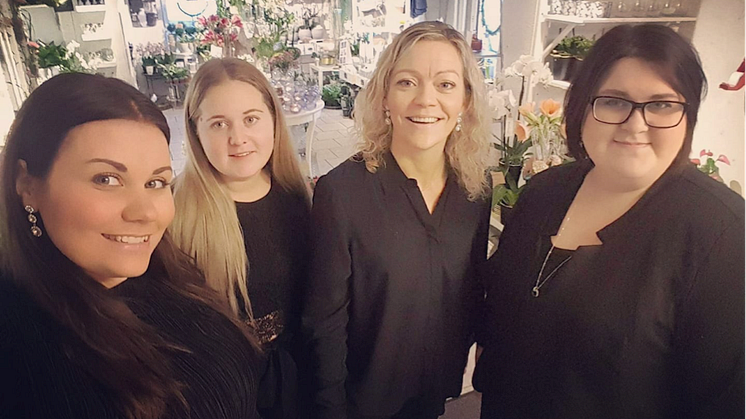 Ett glatt floristgäng får snart nya fantastiska lokaler med havsutsikt!