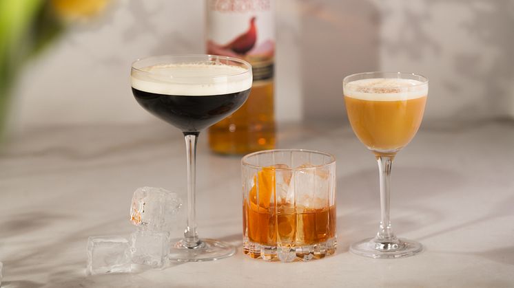Låt påskmusten återuppstå i hemmabaren - Koka sockerlag på musten och njut av tre enkla och himmelskt goda whiskydrinkar i påsk.