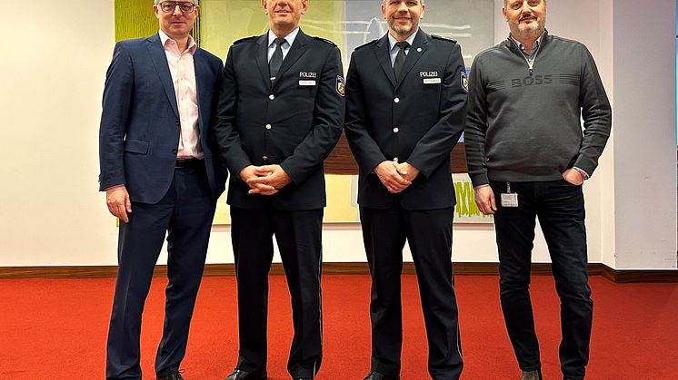 Verkehrsvorstand Ulrich Jager, Leitender Polizeidirektor Achim Stankowitz und Polizeidirektor Thomas Pierenkämper sowie Karsten Urlaub, Leiter Verkehrssteuerung und Sicherheit