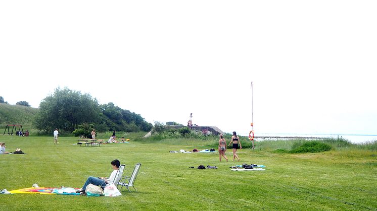 Barsebäckstrand är en naturstrand väl värd ett besök, oavsett ålder. Foto: Elisabeth Axelsson