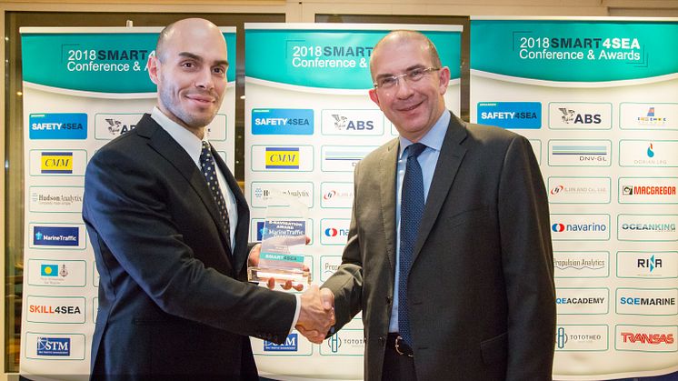 From left: Antonis Souras, Ship Registrar at Palau International Ship Registry presenting ChartCo’s CCO, Howard Stevens with the 2018 SMART4SEA E-Navigation Award