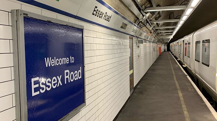 Essex Road station's new tiles and lighting