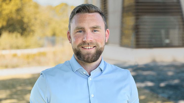 Simon Höggårdh ny kalkylchef på JSB för affärsområdet JSB Bygg Syd. De senaste åren har han arbetat som Kalkylingenjör på företaget och kalkylerat anbud i framför allt Stockholmsregionen.