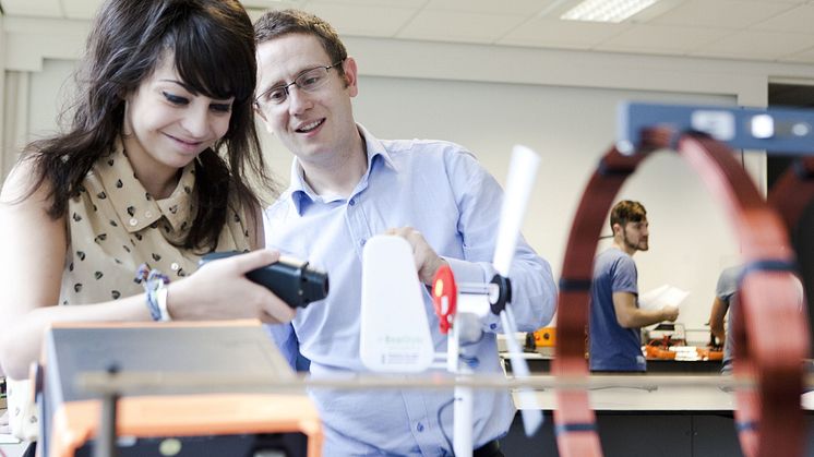 £1.2m grant to help young people to ‘Think Physics’