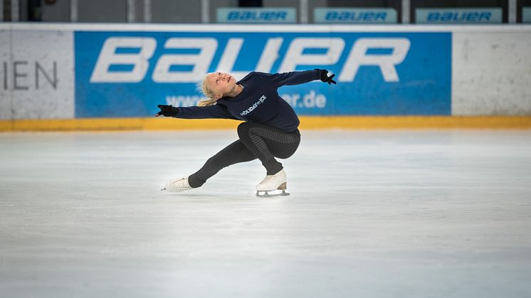 HOLIDAY ON ICE ACADEMY Sommercamp Essen Kama Krejpcio-Schelewski