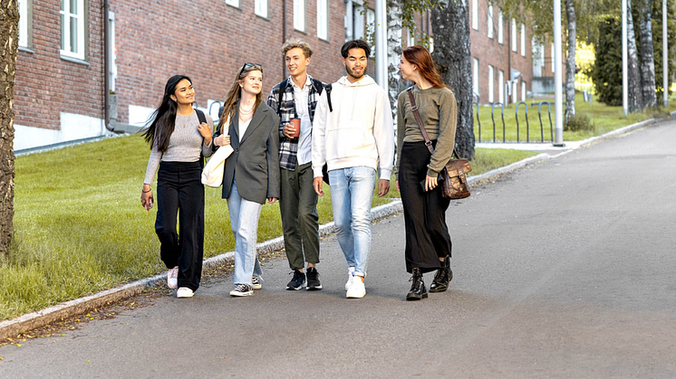 IIlustrasjon: Mer enn 10 000 studenter har svart på den nye tilleggsundersøkelsen til SHoT om psykiske lidelser. Foto: Svein Finneide. 
