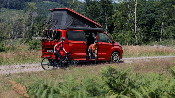 2023_FORD_Transit_Custom_Nugget_02