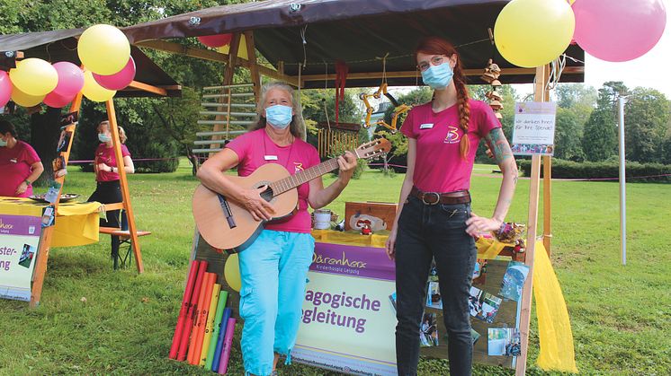 Bärenherz lädt zum Tag der offenen Tür am 3. September, 11-17 Uhr: Führungen durchs Kinderhospiz & buntes Familienfest im Park 