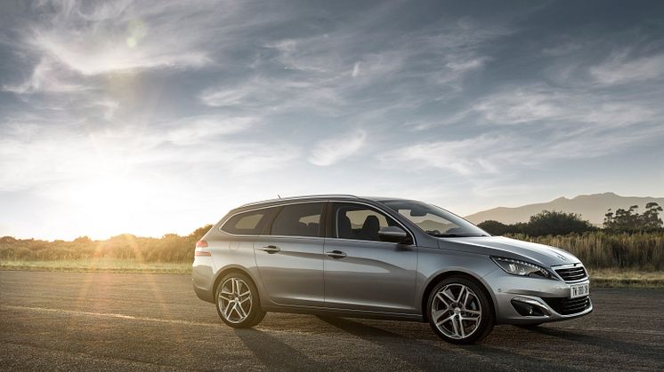 Til Paris på én tank i Peugeot 308 SW