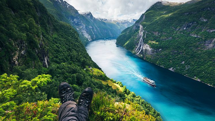 Sail the Norwegian fjords – the green way