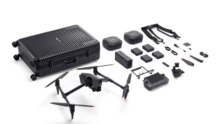 DJI Inspire 3 Combo-3_Aircraft with batteries and propellers
