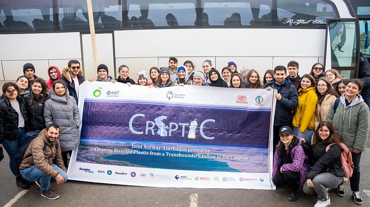 Field study and plastic clean-up operation by the CRIPTIC team at the Caspian Sea coast