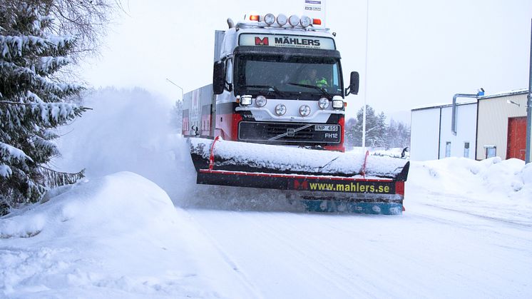 Marknadsledande snöplogstillverkare rustar för framtiden