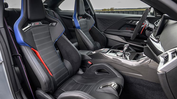 BMW M2 CS