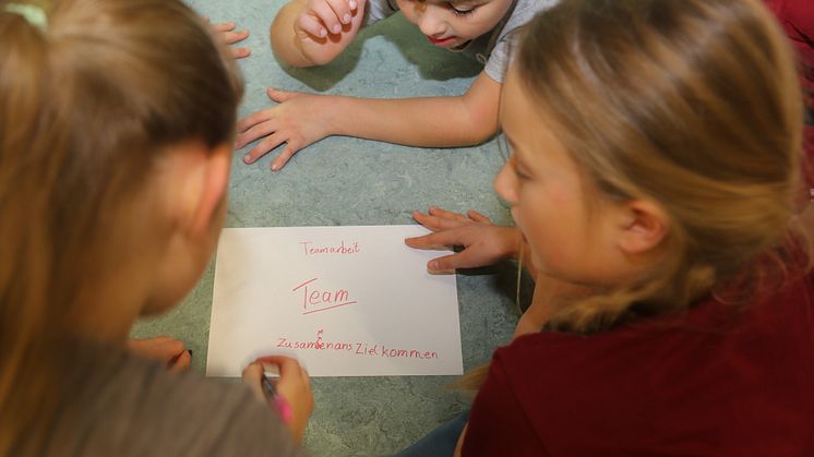 „Stark im Team“ – Schüler der Grundschule Louisenlund erleben spannenden Workshop