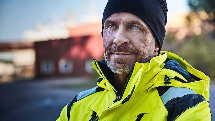 Rätten till kläder via jobbet hör samman med om det rör sig om skyddskläder eller inte.