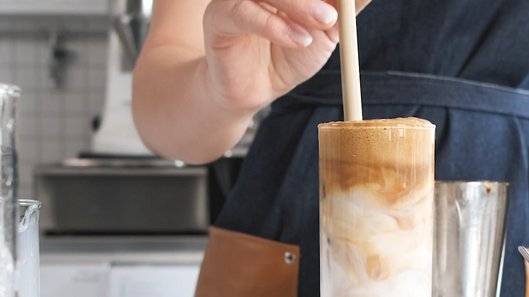 Så gör du en Instant Coffee Drink!