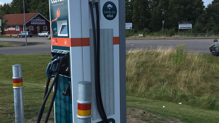 Ny snabbladdare till elbilar i Örkelljunga