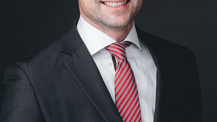 Mr Heijder has successfully driven sales teams and has a track record in selling ECDIS, simulation and shore-based systems.