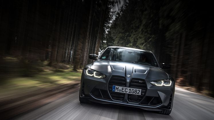 P90416657_highRes_the-all-new-bmw-m3-c