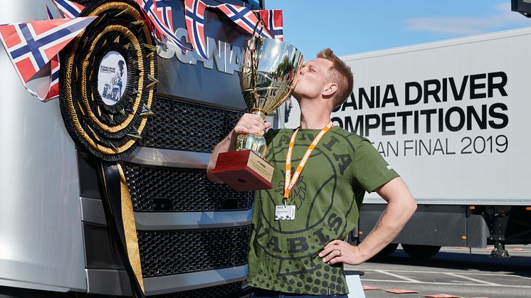 Der glückliche Gewinner der Scania Driver Competitions 2019 kommt aus Norwegen.
