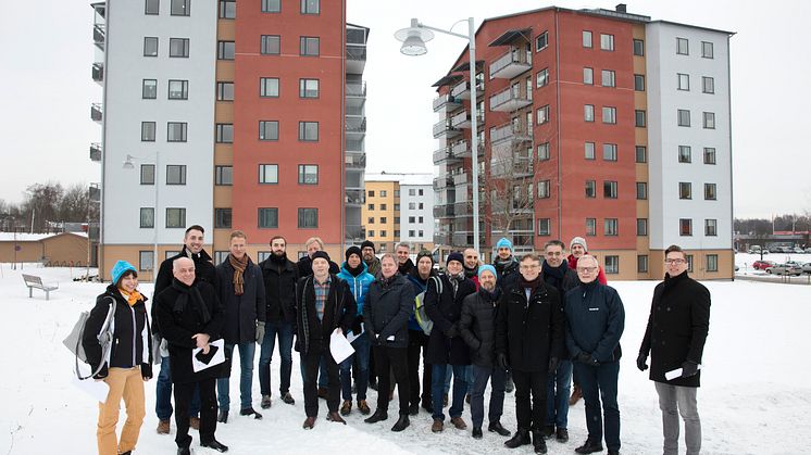 På Nordanby Äng i Västerås fick europeiska bostadsföretag veta mer om industriella metoder för att bygga trähus.