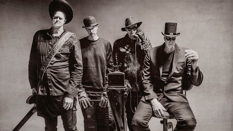 The Mobile Homes - Throne featuring Bon Harris (Nitzer Ebb) ute nu!
