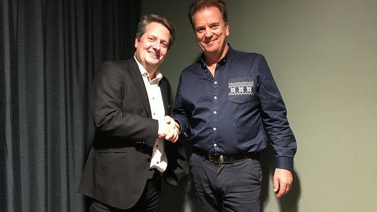 Daglig leder i Norwegian Pilot Services Lars Rønnov og leder for Norwegian Pilot Union Halvor Vatnar