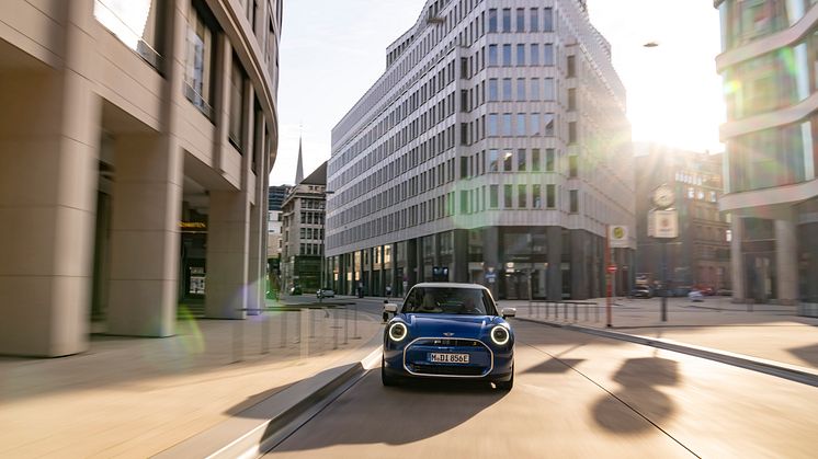 MINI_Cooper_SE