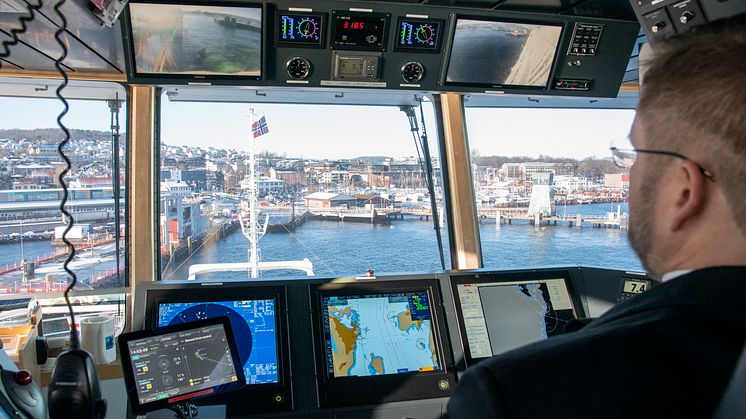 Kongsberg Maritime’s Adaptive Transit system brings 'Bastø Fosen VI' safely alongside