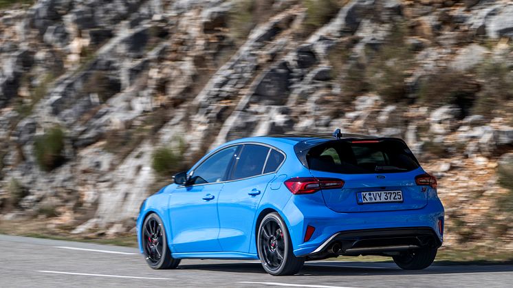 2024_FORD_FOCUS-ST_46.jpg