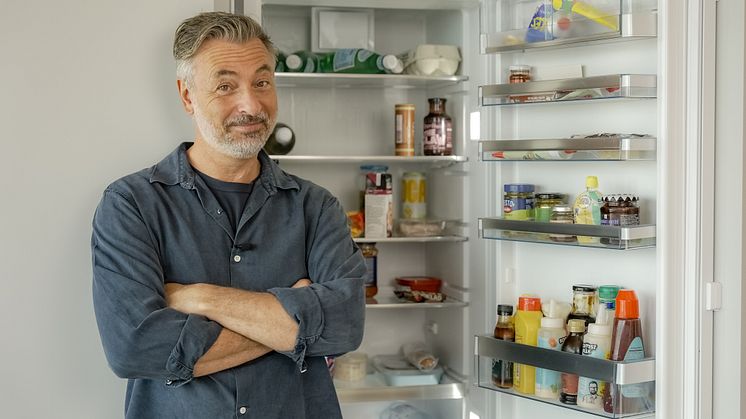 Tareq Taylor_Här är ditt kylskåp.jpg