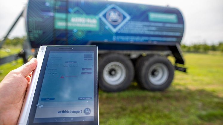 BPW is bringing the running gear computer, AGRO Hub, to the series with a digital weighing system.