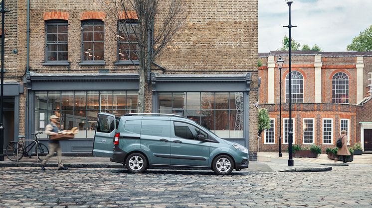 Ford Transit Courier 2018