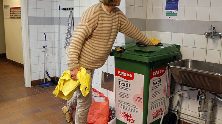 Återvinning i tvättstugan hos Familjebostäder