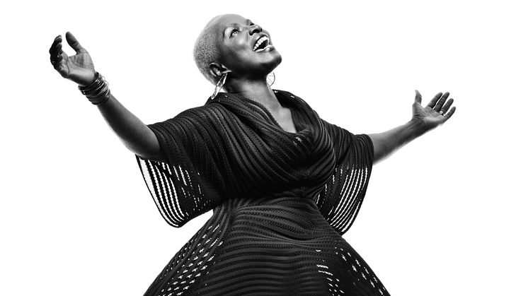 Stora Teatern rattar in afrikanska frekvenser