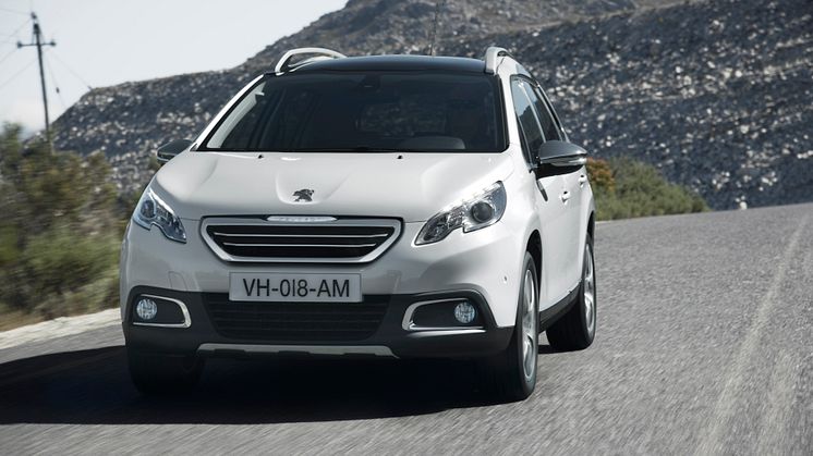 Sverigepremiär för nya crossovern Peugeot 2008
