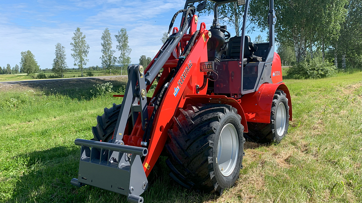 Trejon_Flexitrac_02_redwebb