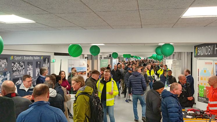 Jobmesse i Brøndby Hallen hjalp ledige i arbejde