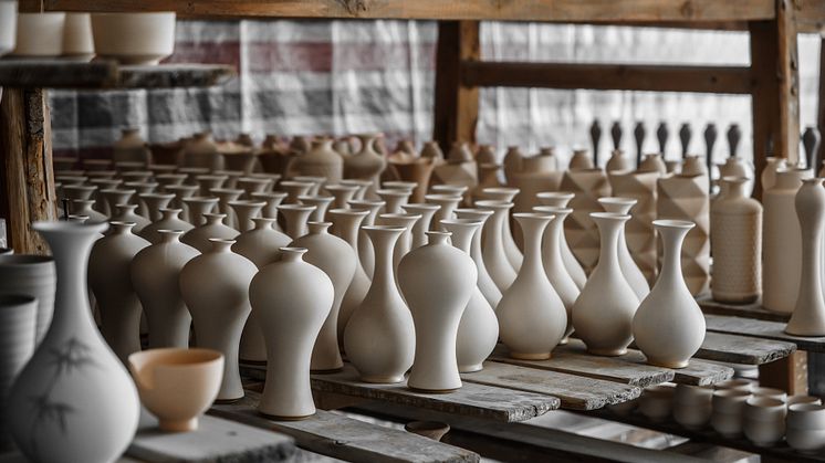 Ceramics and textile production are among the technologies which were transferred around the world thanks to skilled immigrants between 1500-1800, and which will be explored by Dr Felicia Gottmann as part of a new UKRI-funded research project.
