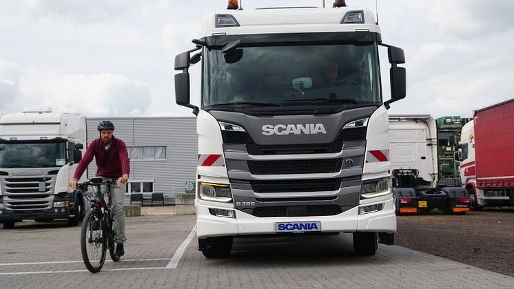 Scania Österreich bietet einen Abbiegeassistenten als Nachrüstlösung an.
