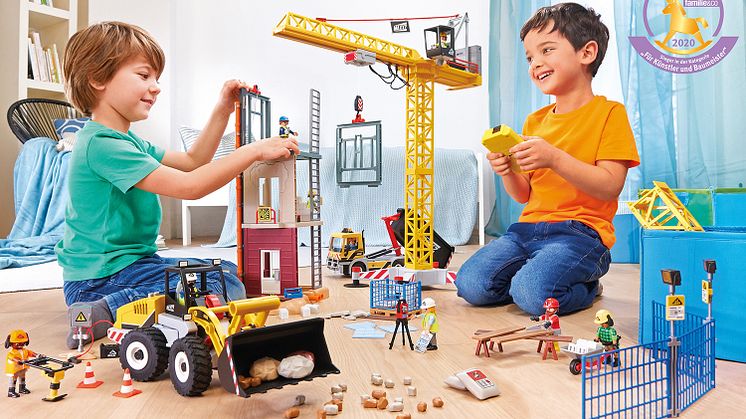PLAYMOBIL Hochhausbau ist Kategoriesieger beim Goldenen Schaukelpferd 2020