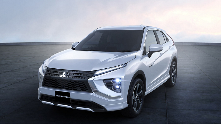 MITSUBISHI SNUR I NORGE – LANSERER NYE ECLIPSE CROSS PHEV