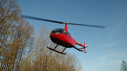 ​Elnätet inspekteras med helikopter