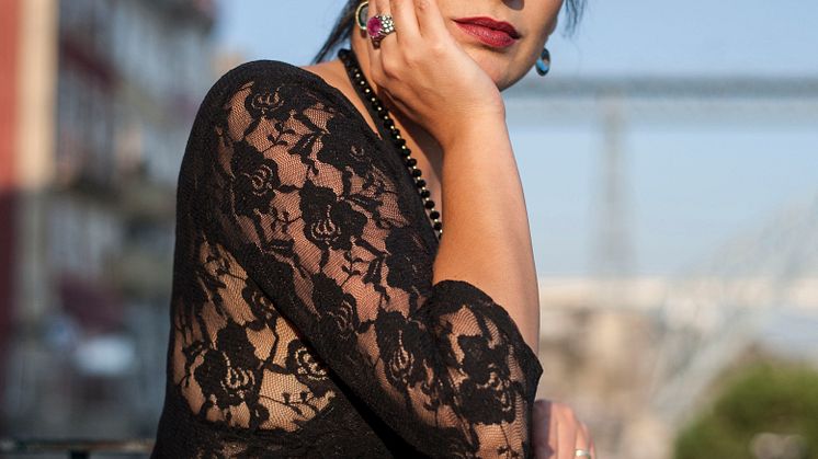 Claudia Aurora gör Malmöpremiär med Fado på Palladium Malmö 11 mars.