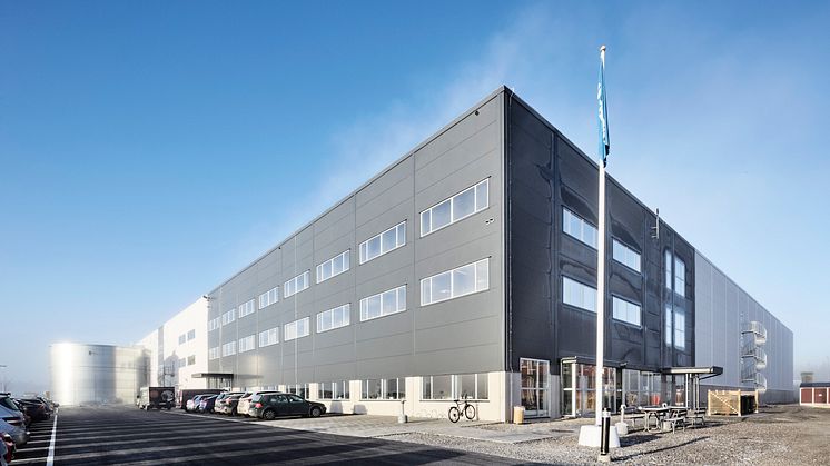 ZALANDO OG INGRAM MICRO ÅPNER OFFISIELT DET FØRSTE FULFILLMENT-SENTERET I NORDEN