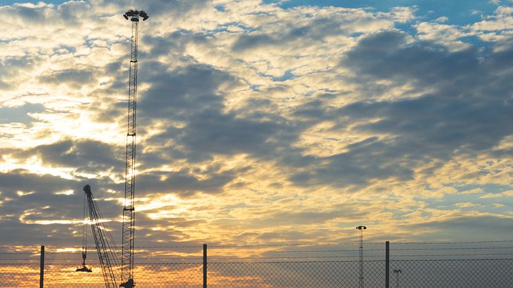 Halmstad Hamn miljösatsar med LED mastbelysning på biluppställningsyta