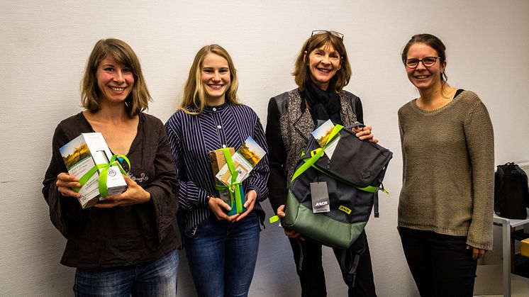 Gewinnerinnen des Ideenwettbewerbs Nachhaltigkeit 2018. Von links nach rechts: Catharina Wünsch, Luise Trippler und Doris Gabel sowie Anna-Maria Schleinitz von der KlimaschutzAgentur