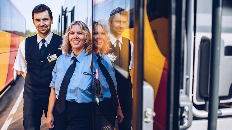 Go-Ahead kjøper busselskap