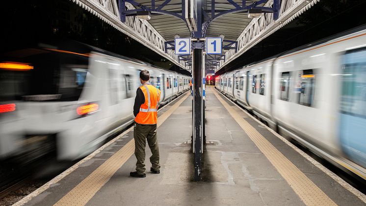 Testing, testing: Drayton Park on the Northern City Line during out-of-hours high-frequency testing